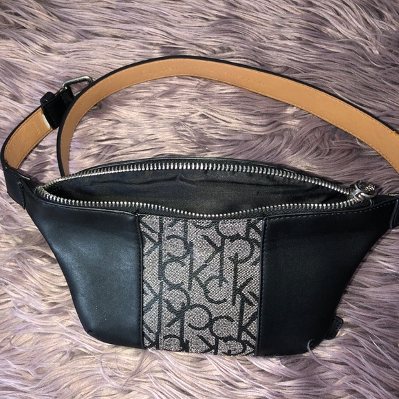 Calvin Klein Belt Bag - Picture 2 of 3